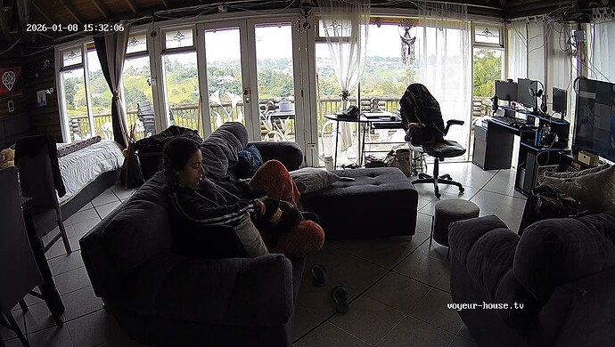 realm139-cam12-1767904416