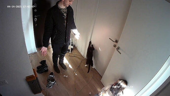 realm69-cam110-1744641813