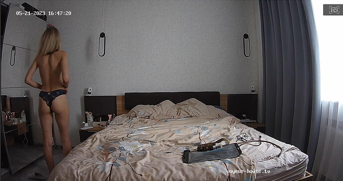 Screenshot 2023-05-21 at 09-48-15 Guest bedroom camera at Sophia Elon Claudia reallifecam apartment at Voyeur House TV (cam110)