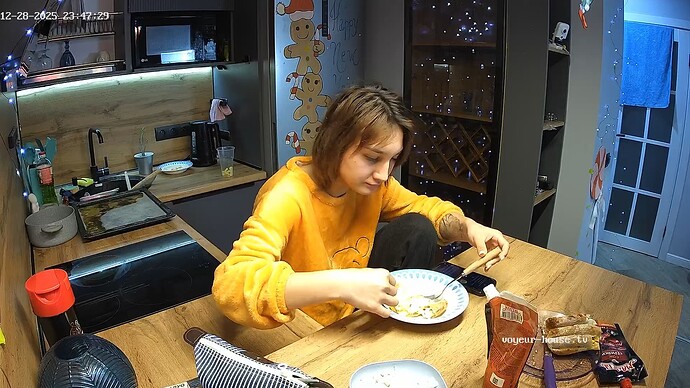 realm94-cam12-1766955153