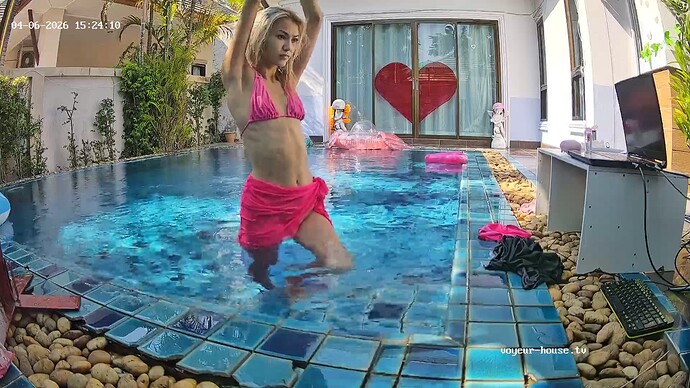 realm94-cam122-1775463877