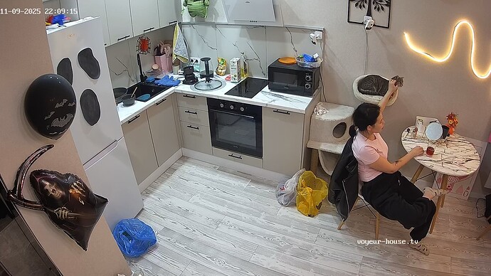 realm56-cam11-1762715396