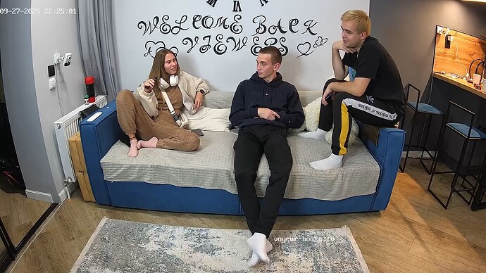 realm94-cam15-1759001137