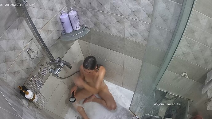 realm6-cam19-1759048429