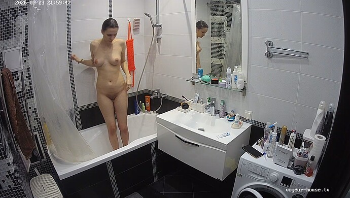 realm136-cam110-1774304838