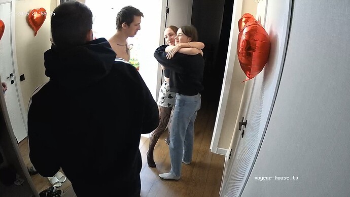 realm125-cam111-1766260751