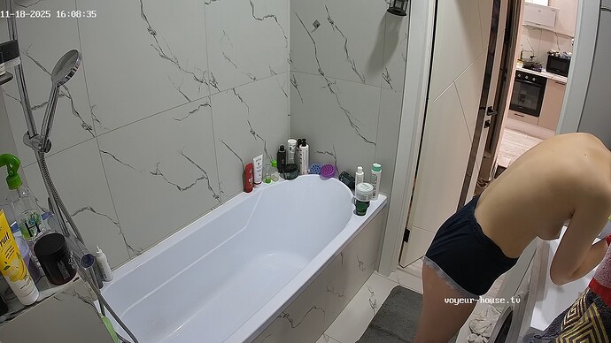 realm56-cam19-1763485887