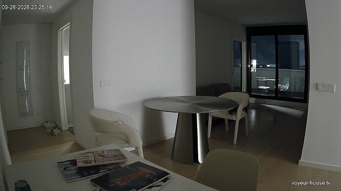 realm168-cam13-1790630749