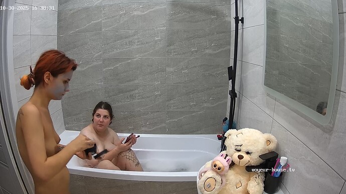 realm5-cam19-1761832477