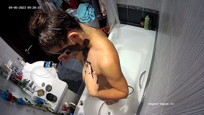 realm37-cam111-1693894850