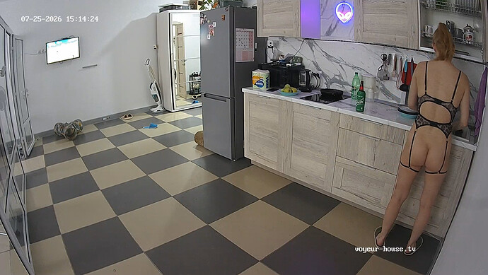 realm64-cam12-1784981706