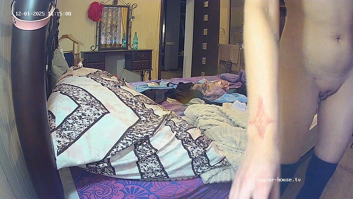 realm64-cam17-1764614876