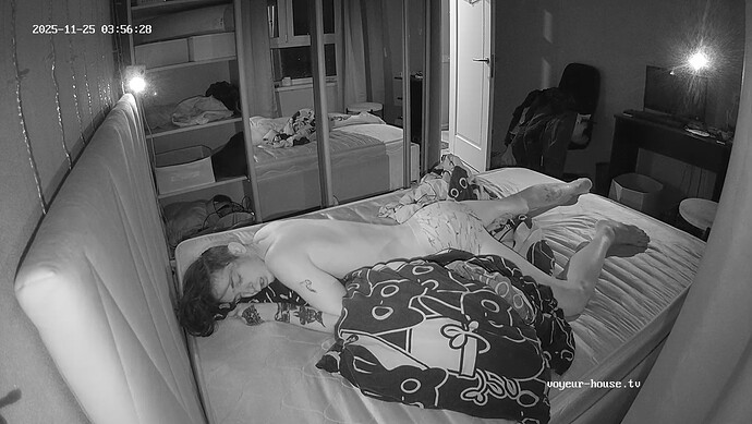 realm87-cam16-1764045003