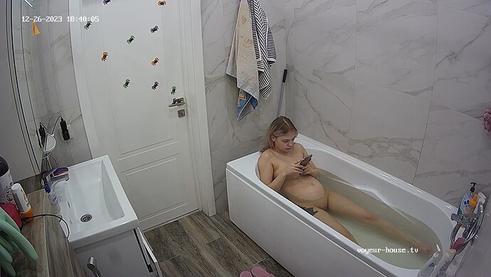 realm67-cam19-1703605236