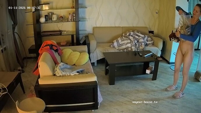 realm64-cam14-1768079294