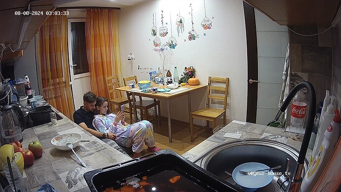 realm37-cam11-1723075455