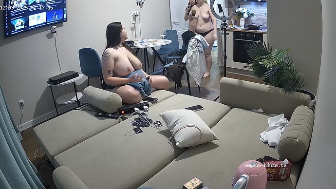 realm127-cam15-1764717943