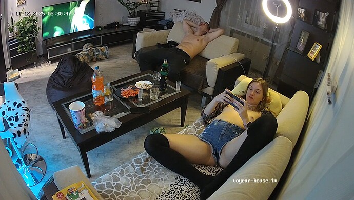 realm64-cam16-1762907482