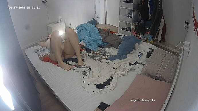 realm69-cam18-1745755306