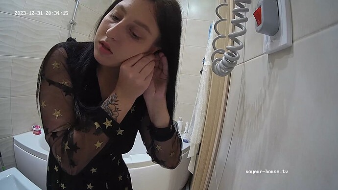 realm23-cam18-1704047692