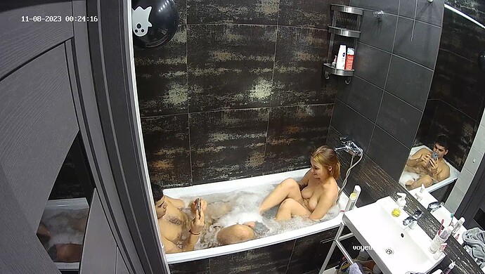 realm27-cam19-1699392289