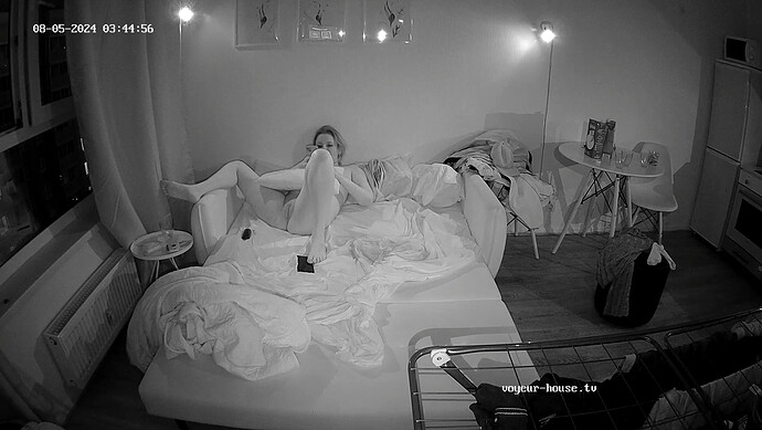 realm2-cam15-1722821017