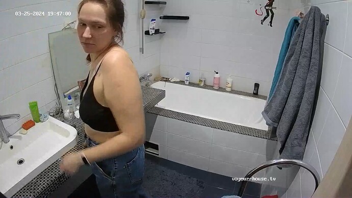 realm18-cam111-1711385303