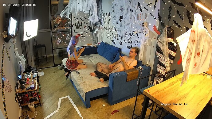 RosyAleks-20251028-08