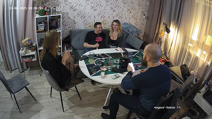 realm18-cam15-1764985297