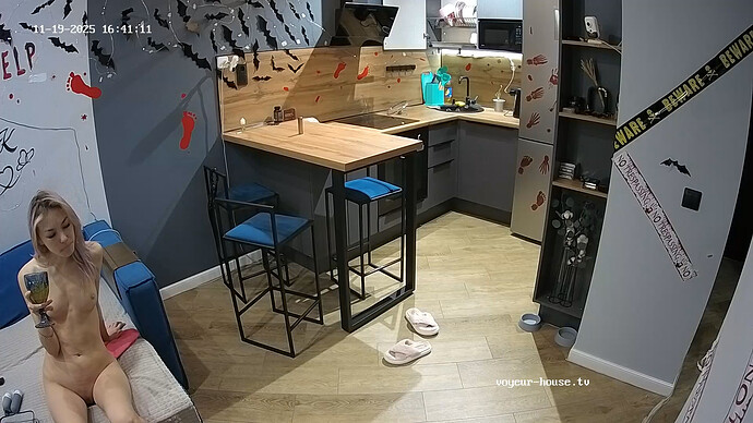 RosyAleks-20251119-01