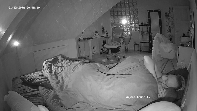 realm8-cam19-1768258728