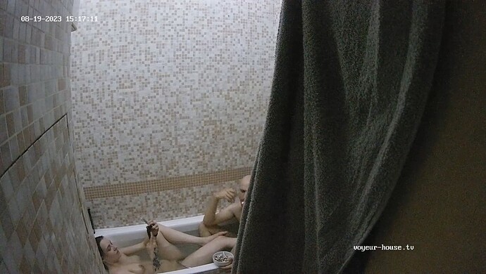 realm92-cam19-1692455976