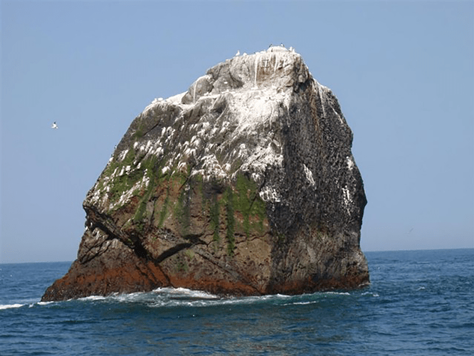 Rockall_-geograph.org.uk-_1048822