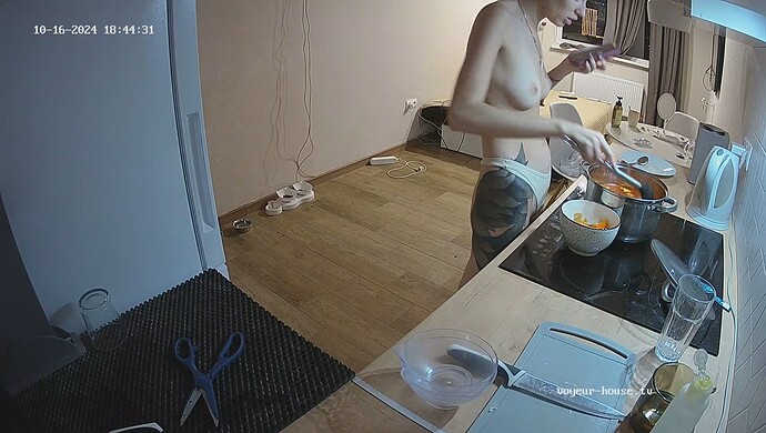 realm31-cam12-1729094966