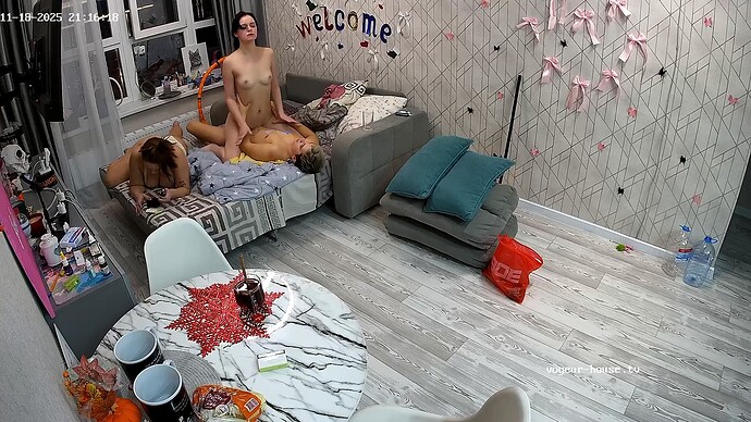 realm56-cam13-1763561137