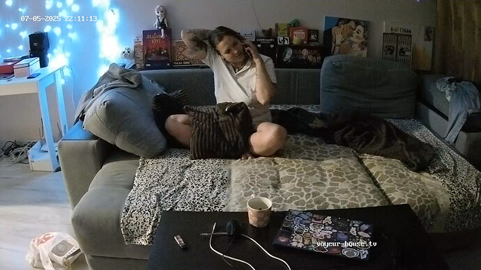 realm64-cam15-1751742712