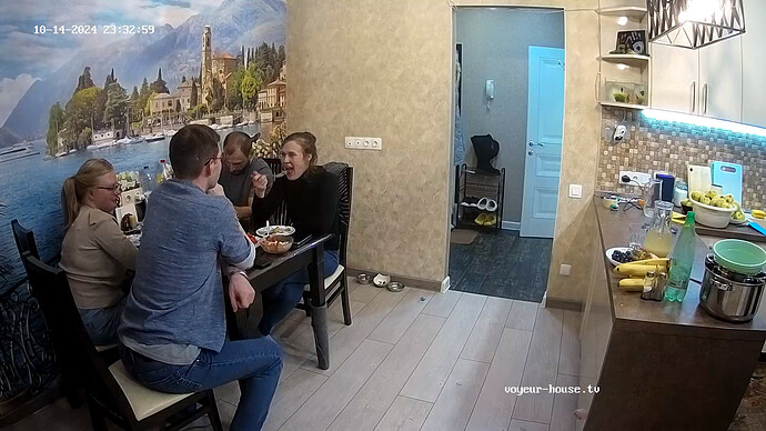 realm28-cam13-1728938018