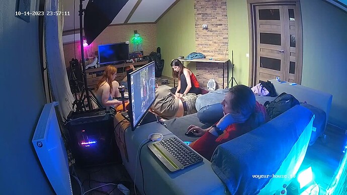 realm44-cam14-1697319679