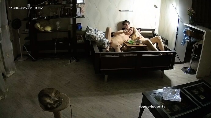 realm64-cam14-1762565323