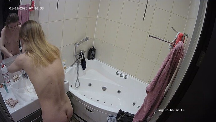 realm64-cam110-1768373308