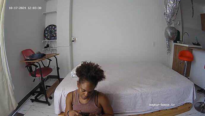 realm38-cam16-1729186658