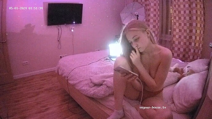 realm74-cam13-1714520628