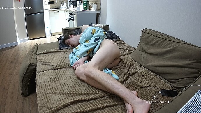 realm125-cam15-1764124682