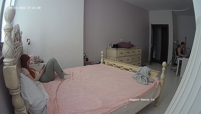 realm8-cam110-1775917320