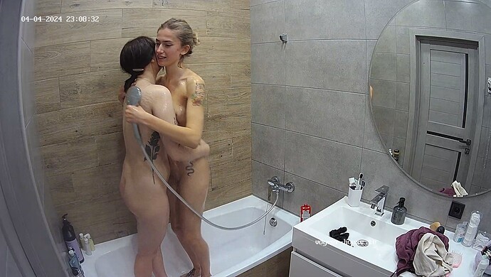 realm8-cam19-1712261421