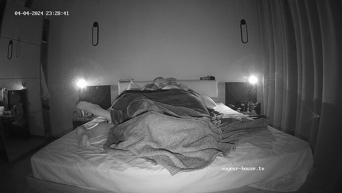 realm8-cam18-1712262558