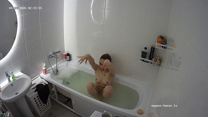 realm143-cam110-1776093295