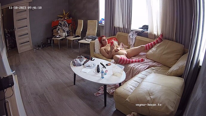 Nerina_231110_naked_couch_@_Nerina_pussy_realm62-cam13-1699599249