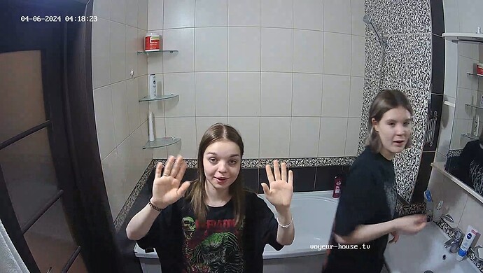 realm22-cam19-1712359321