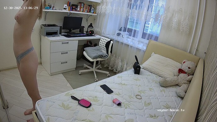 realm122-cam19-1767089470